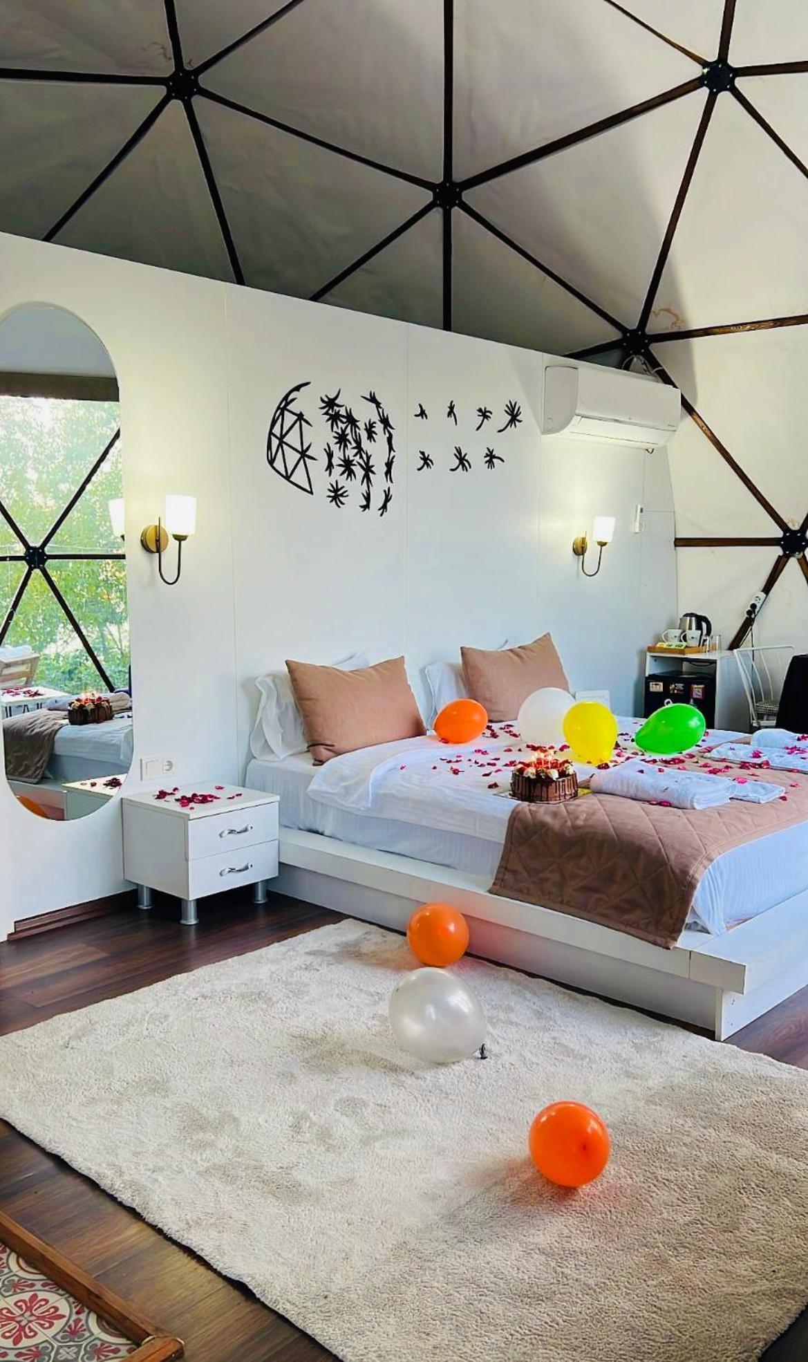 Phalesia Glamping Otel Сапанча Экстерьер фото