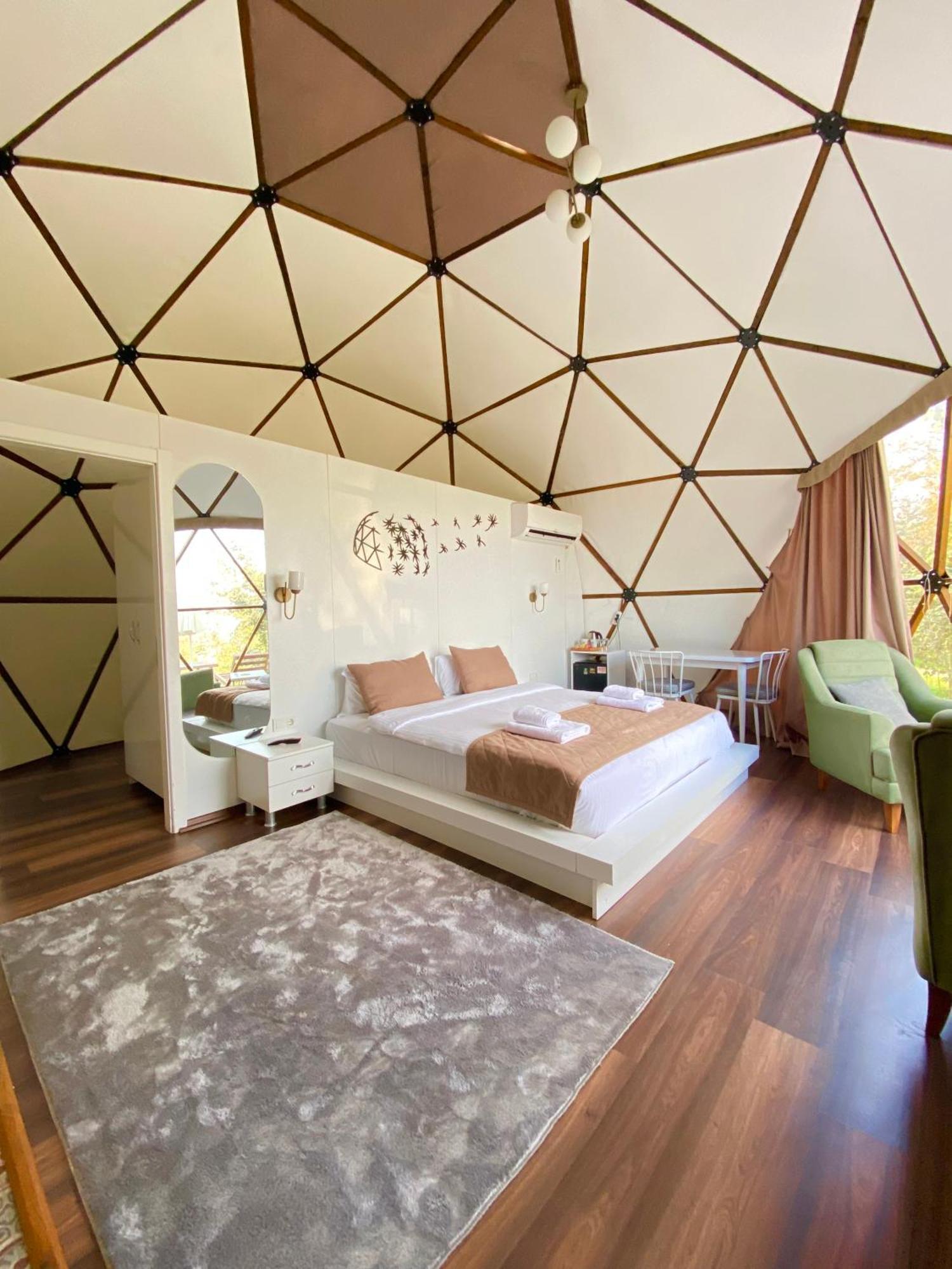 Phalesia Glamping Otel Сапанча Экстерьер фото